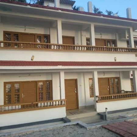 Kadmath Beach Resort Kadmath Island Exterior photo